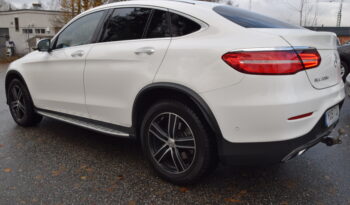 Mercedes-Benz GLC 220 Coupé 4MATIC AMG 360° Kamrara 170hk Svensksåld-18 full