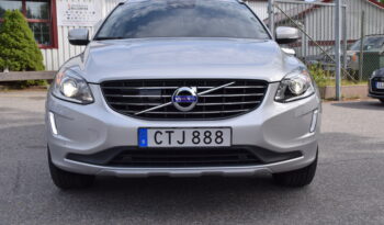 Volvo XC60 D4 AWD Summum Panorama B-Kamera Navi Euro 6 190hk Svensksåld-17 full