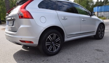 Volvo XC60 D4 AWD Summum Panorama B-Kamera Navi Euro 6 190hk Svensksåld-17 full