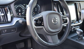 Volvo V60 Cross Country D4 AWD Geartronic Momentum Euro 6 190HK Svensksåld-20 full