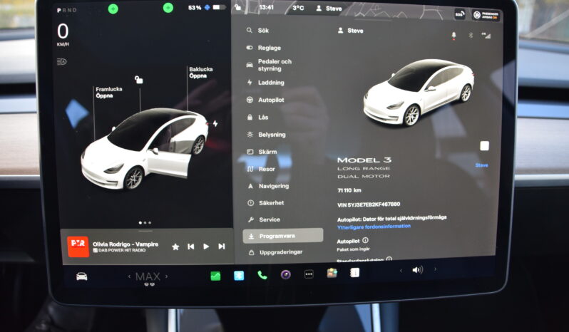 Tesla Model 3 Long Range AWD 440HK Skinn Panorama Svensksåld-19 full