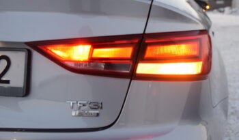 Audi A3 Sedan 1.5 TFSI COD S Tronic S-Line Proline Euro 6 Svensksåld-18 full