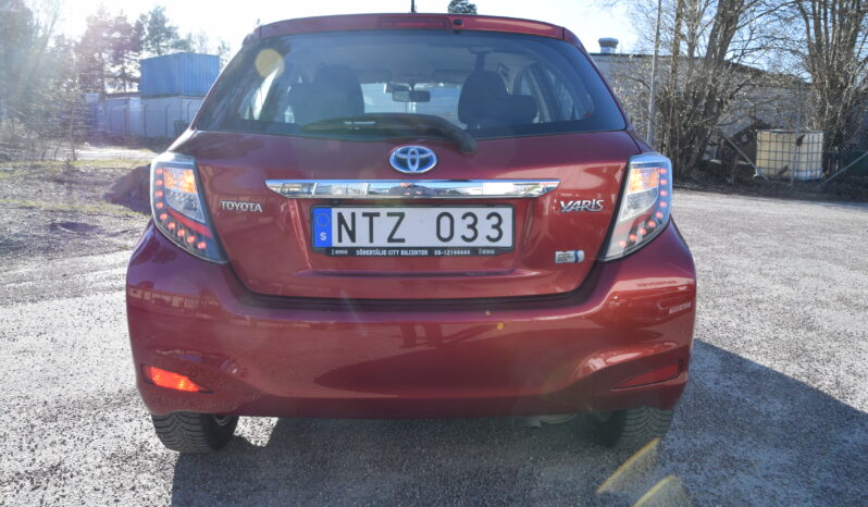 Toyota Yaris 1,5 Hybrid e-CVT Euro 5 B_Kamera Svensksåld-13 full