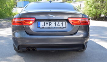 Jaguar XE 20d Euro 6 Skinn B_kamera Navi Auto Svensksåld-16 full
