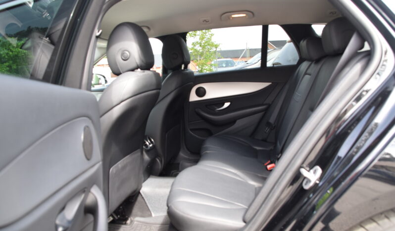 Mercedes-Benz E 220 T d 9G-Tronic Widescreen Skinn Moms bil-20 full