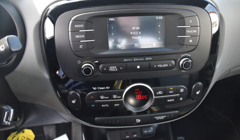 Kia Soul 1.6 GDI GLS Euro 5 Skinn Svensksåld-15 full
