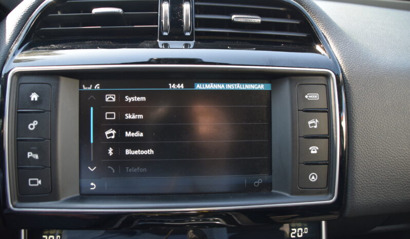 Jaguar XE 20d Euro 6 Skinn B_kamera Navi Auto Svensksåld-16 full