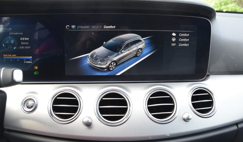 Mercedes-Benz E 220 T d 9G-Tronic Widescreen Skinn Moms bil-20 full