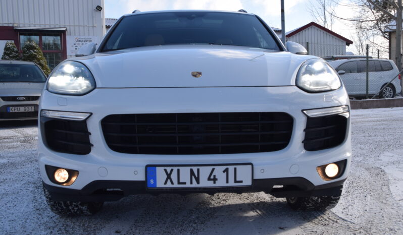 Porsche Cayenne 300HK TipTronic S Euro 6 Panorama Skinn-17 full