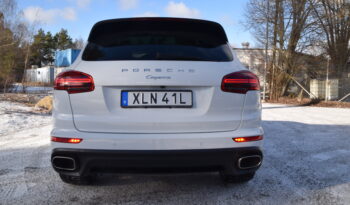 Porsche Cayenne 300HK TipTronic S Euro 6 Panorama Skinn-17 full