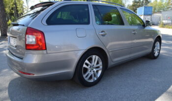 Skoda Octavia Kombi 1.6 TDI Elegance Euro 5 Auto Svensksåld-13 full