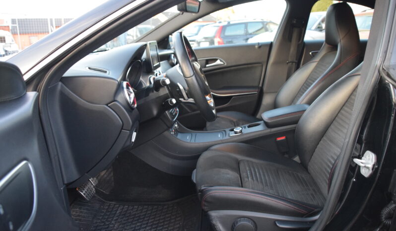 Mercedes-Benz CLA 220 d 7G-DCT AMG Sport Euro 6 Svensksåld-16 full