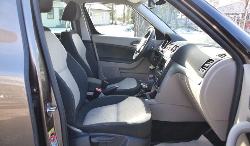 Skoda Yeti 1.2 TSI Experience Euro 5 Navi Auto Svensksåld-12 full