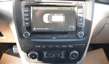 Skoda Yeti 1.2 TSI Experience Euro 5 Navi Auto Svensksåld-12 full