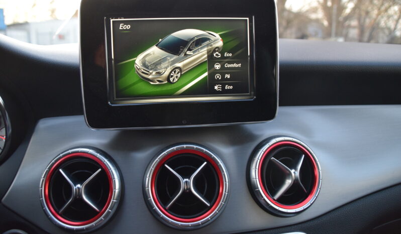 Mercedes-Benz CLA 220 d 7G-DCT AMG Sport Euro 6 Svensksåld-16 full