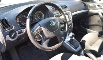 Skoda Octavia Kombi 1.6 TDI Elegance Euro 5 Auto Svensksåld-13 full