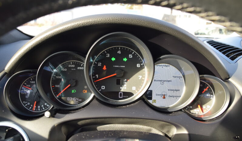 Porsche Cayenne 300HK TipTronic S Euro 6 Panorama Skinn-17 full