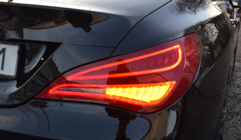 Mercedes-Benz CLA 220 d 7G-DCT AMG Sport Euro 6 Svensksåld-16 full