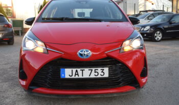 Toyota Yaris 1,5 Hybrid e-CVT Life Euro 6 P-Sensorer Svensksåld-17 full