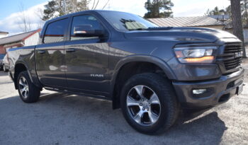 Dodge RAM 1500 LARAMIE 5.7 V8 HEMI  Sport Panorama Moms Bil Svensksåld-19 full