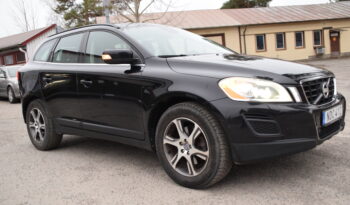 Volvo XC60 D4 Geartronic Momentum Euro 5 D-Värmare Skinn Svensksåld-13 full