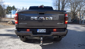 Dodge RAM 1500 LARAMIE 5.7 V8 HEMI  Sport Panorama Moms Bil Svensksåld-19 full