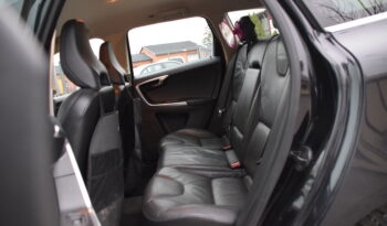 Volvo XC60 D4 Geartronic Momentum Euro 5 D-Värmare Skinn Svensksåld-13 full