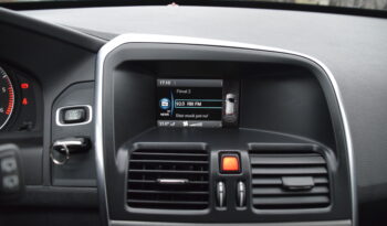 Volvo XC60 D4 Geartronic Momentum Euro 5 D-Värmare Skinn Svensksåld-13 full