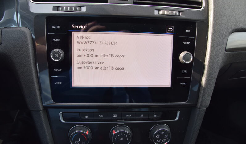 Volkswagen Golf 5-dörrar 1.6 TDI B-Kamera Euro 6 D-Värmare Svensksåld-17 full