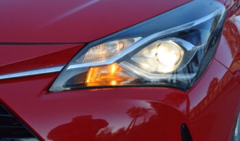 Toyota Yaris 1,5 Hybrid e-CVT Life Euro 6 P-Sensorer Svensksåld-17 full