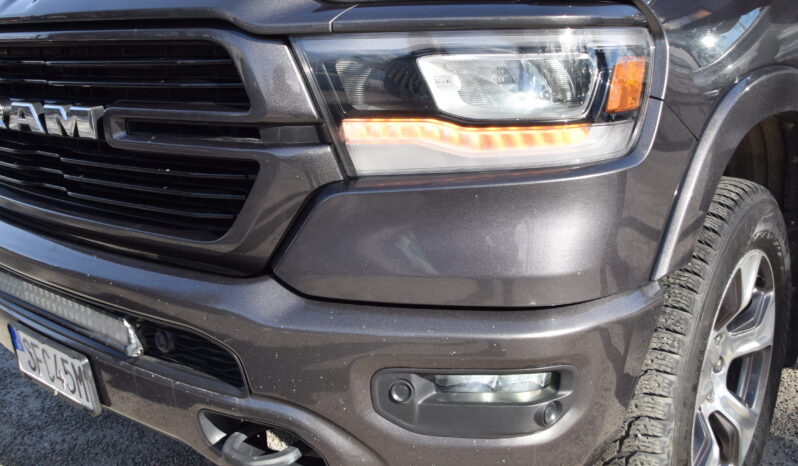 Dodge RAM 1500 LARAMIE 5.7 V8 HEMI  Sport Panorama Moms Bil Svensksåld-19 full
