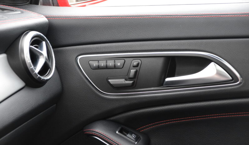Mercedes-Benz CLA 200 Panorama AMG Sport Euro 6 B-Värmare Svensksåld-13 full