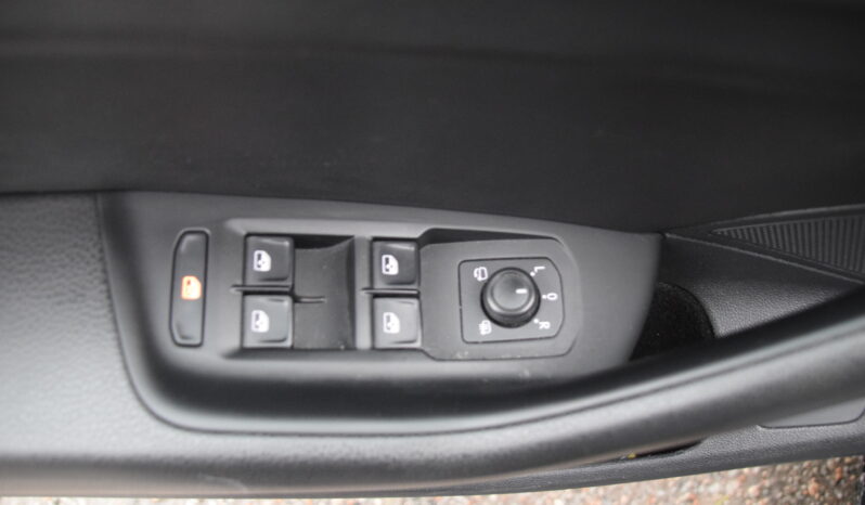 Volkswagen Arteon 2.0 TDI DPF SCR 4Motion GT Euro 6 Svensksåld-18 full