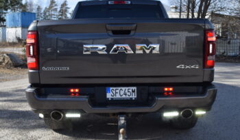 Dodge RAM 1500 LARAMIE 5.7 V8 HEMI  Sport Panorama Moms Bil Svensksåld-19 full