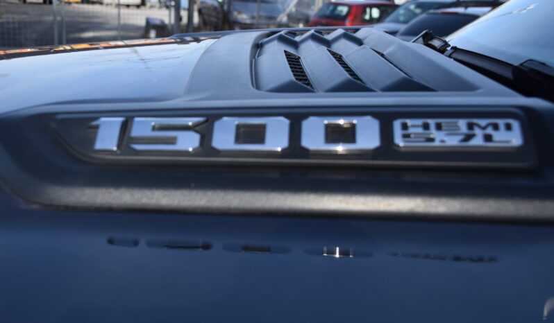 Dodge RAM 1500 LARAMIE 5.7 V8 HEMI  Sport Panorama Moms Bil Svensksåld-19 full
