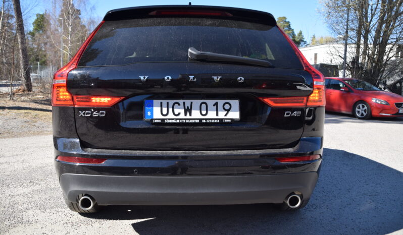 Volvo XC60 D4 AWD Geartronic Advanced Momentum Skinn Euro 6 Svensksåld-18 full