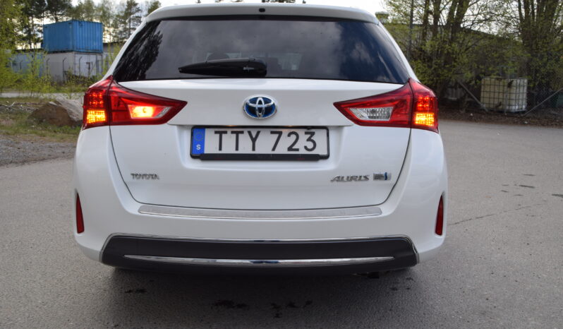 Toyota Auris 1,8 Touring Sports Hybrid e-CVT Edition Euro 5 Svensksåld-15 full