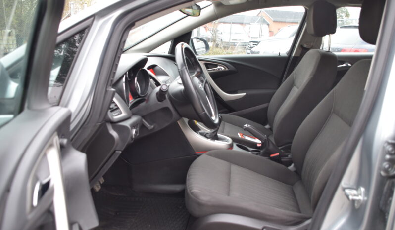 Opel Astra Sports Tourer 1.4 Turbo Enjoy Euro 5 Kamkedja Svensksåld-11 full