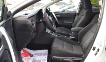 Toyota Auris 1,8 Touring Sports Hybrid e-CVT Edition Euro 5 Svensksåld-15 full