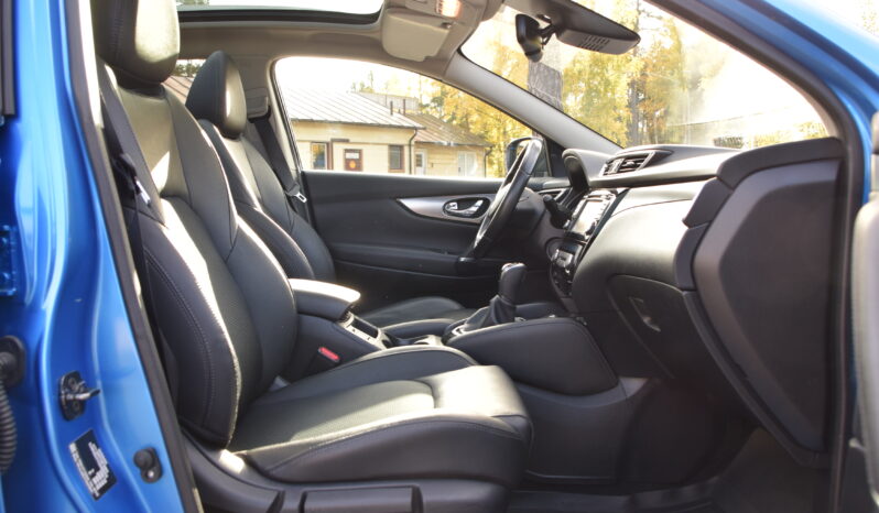 Nissan Qashqai 1.2 DIG-T XTRONIC-CVT Euro 6 Panorama Svensksåld-18 full