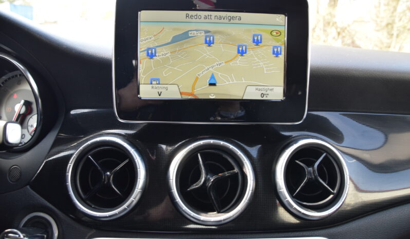 Mercedes-Benz CLA 180 7G-DCT Euro 6 B-Kamera Navi Auto Svensksåld-15 full
