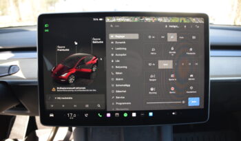 Tesla Model Y Standard Range RWD Panorama Dragkrok Moms Bil Svensksåld-23 full