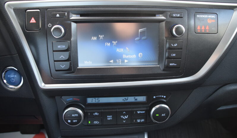 Toyota Auris 1,8 Touring Sports Hybrid e-CVT Edition Euro 5 Svensksåld-15 full