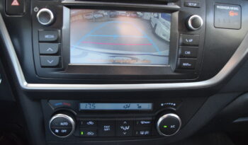 Toyota Auris 1,8 Touring Sports Hybrid e-CVT Edition Euro 5 Svensksåld-15 full