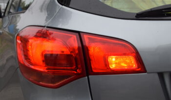 Opel Astra Sports Tourer 1.4 Turbo Enjoy Euro 5 Kamkedja Svensksåld-11 full