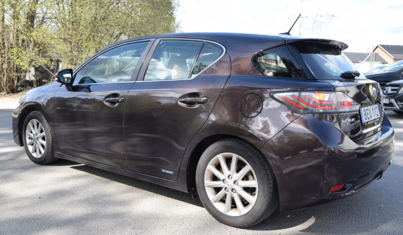 Lexus CT 200h 1.8 CVT Executive Euro 5 Skinn Navi Svensksåld-11 full