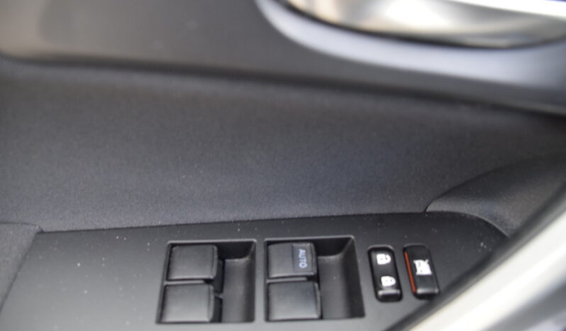 Toyota Auris 1,8 Touring Sports Hybrid e-CVT Edition Euro 5 Svensksåld-15 full
