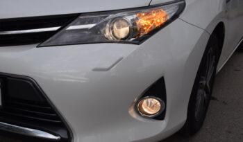 Toyota Auris 1,8 Touring Sports Hybrid e-CVT Edition Euro 5 Svensksåld-15 full