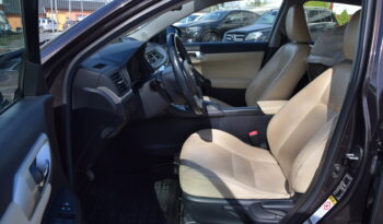 Lexus CT 200h 1.8 CVT Executive Euro 5 Skinn Navi Svensksåld-11 full
