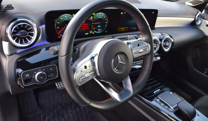 Mercedes-Benz CLA 250 e 8G-DCT AMG Euro 6 Panorama B-Värmare  Svensksåld-23 full